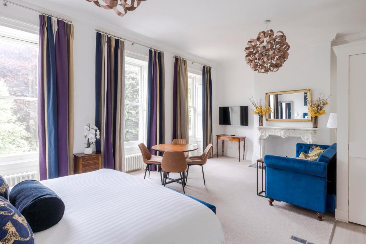 4 Berkeley Square I Your Apartment Бристол Екстериор снимка