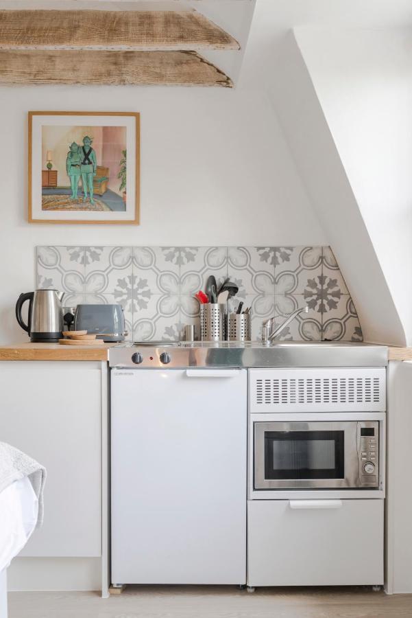4 Berkeley Square I Your Apartment Бристол Екстериор снимка