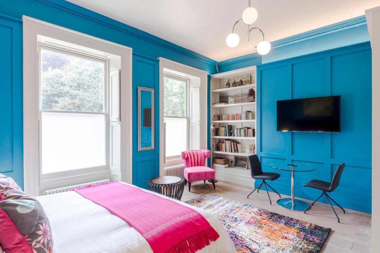 4 Berkeley Square I Your Apartment Бристол Екстериор снимка